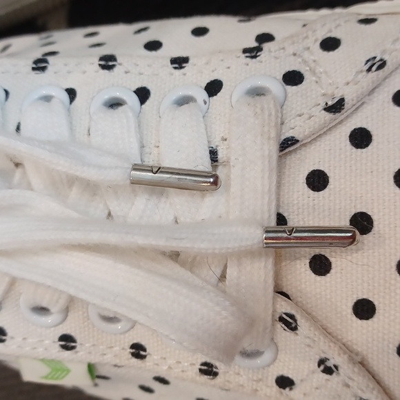 Cariuma White Polka Dot Canvas Oca Low Sneakers Women's 10 - Picture 13 of 15